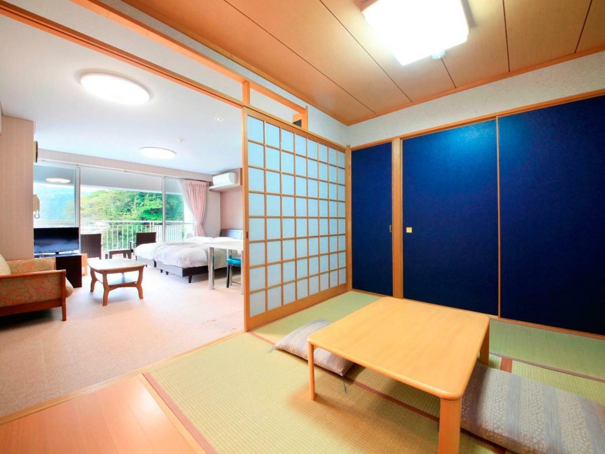 Reyzenit Kinosaki Suite Villa Тоёока Экстерьер фото